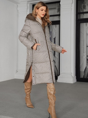 Outdoor Womens Brown Puffer Jacket Size 50 Knee Length Down Coat